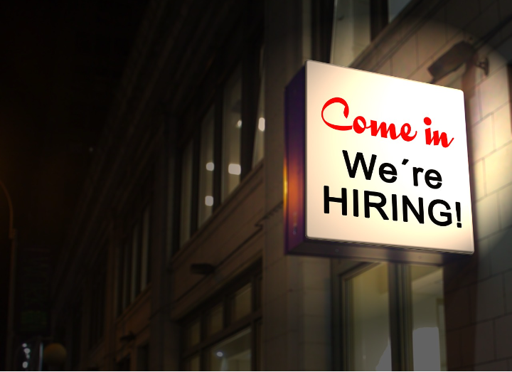 Top 4 trending UK healthcare jobs with visa sponsorship.