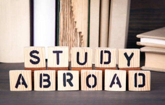 $50,000 Scholarships in Canada for International Students